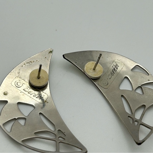 Vintage Berebi Silver Tone Crescent Shaped Stud Earrings with Pastel Green - Picture 6 of 9